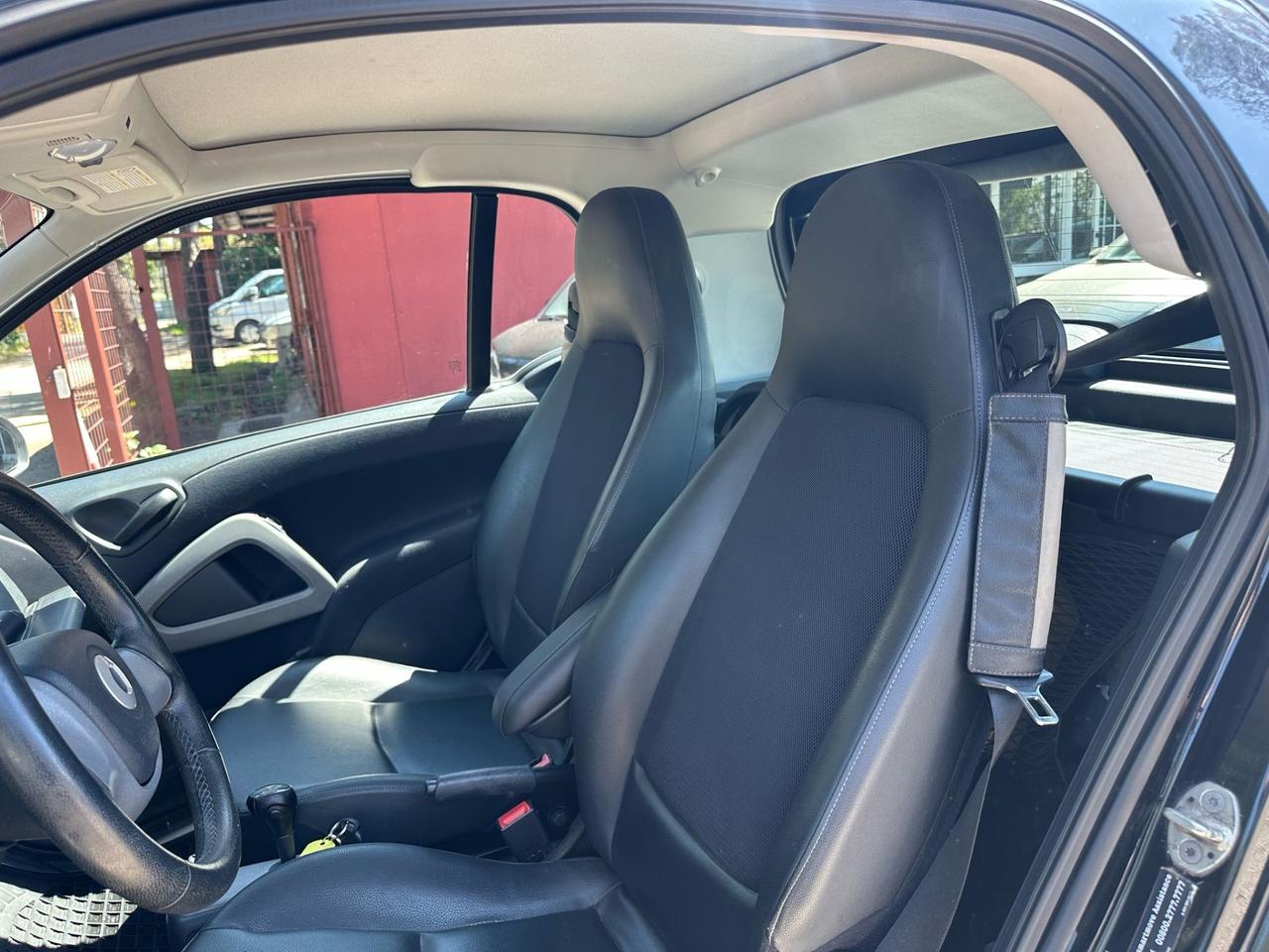 Smart ForTwo 1000 45 kW MHD coupé pure