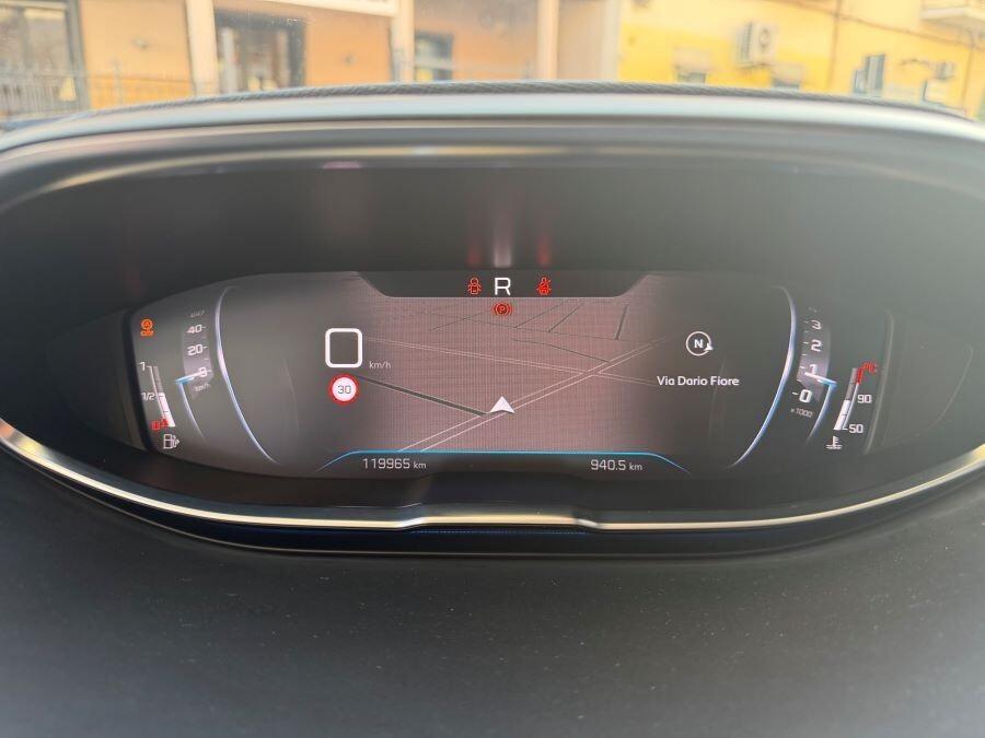 PEUGEOT 3008 1.5 HDI AUTOM ALLURE CERTIFICATA NUOV