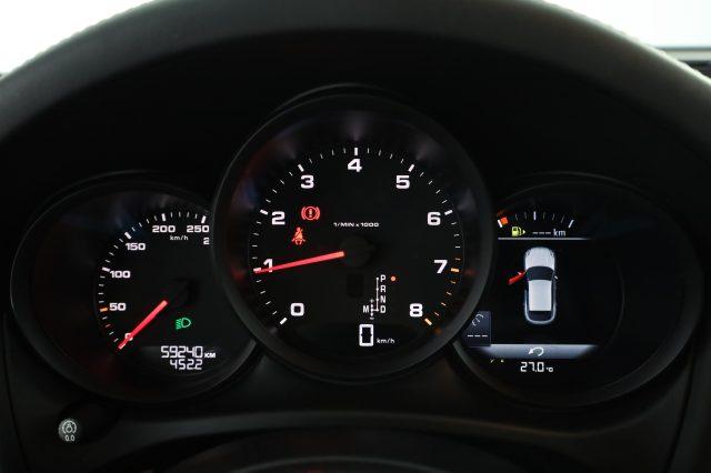 PORSCHE Macan Macan