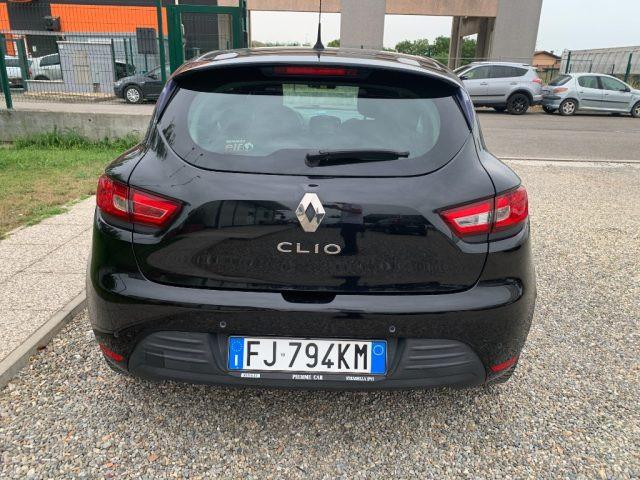 RENAULT Clio 1.2 75CV 5 porte Intens