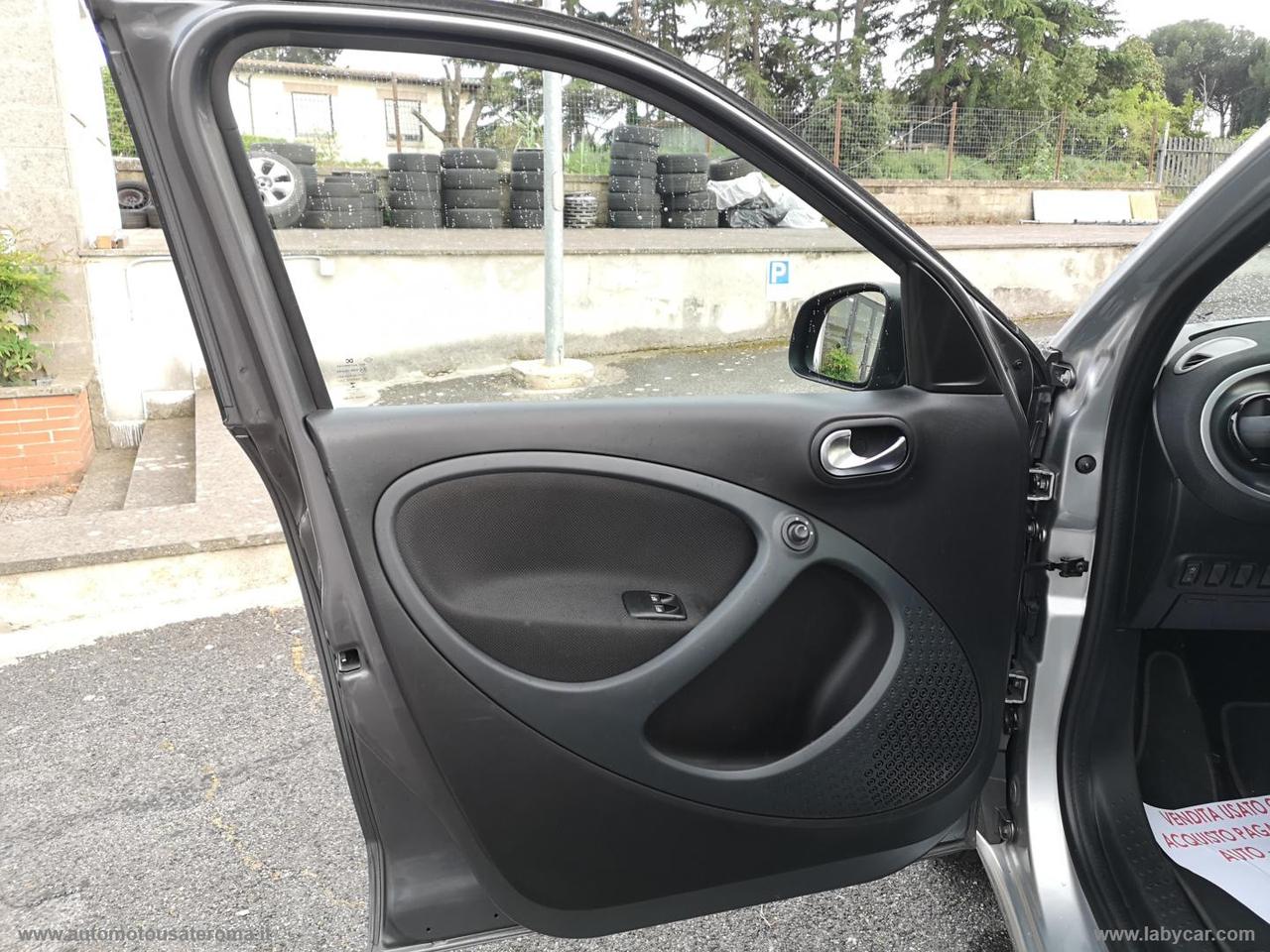 SMART forfour 90 0.9 Turbo Youngster PROMO WEB