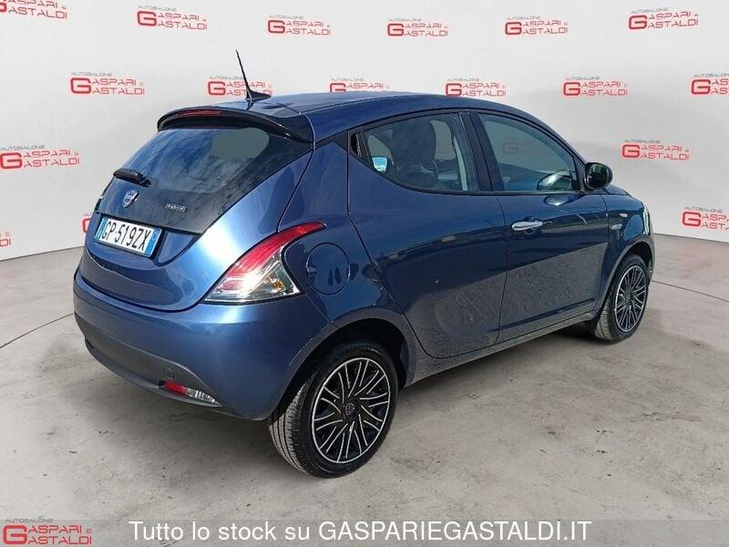 Lancia Ypsilon Ypsilon 1.0 FireFly 5 porte S&S Hybrid Silver Plus