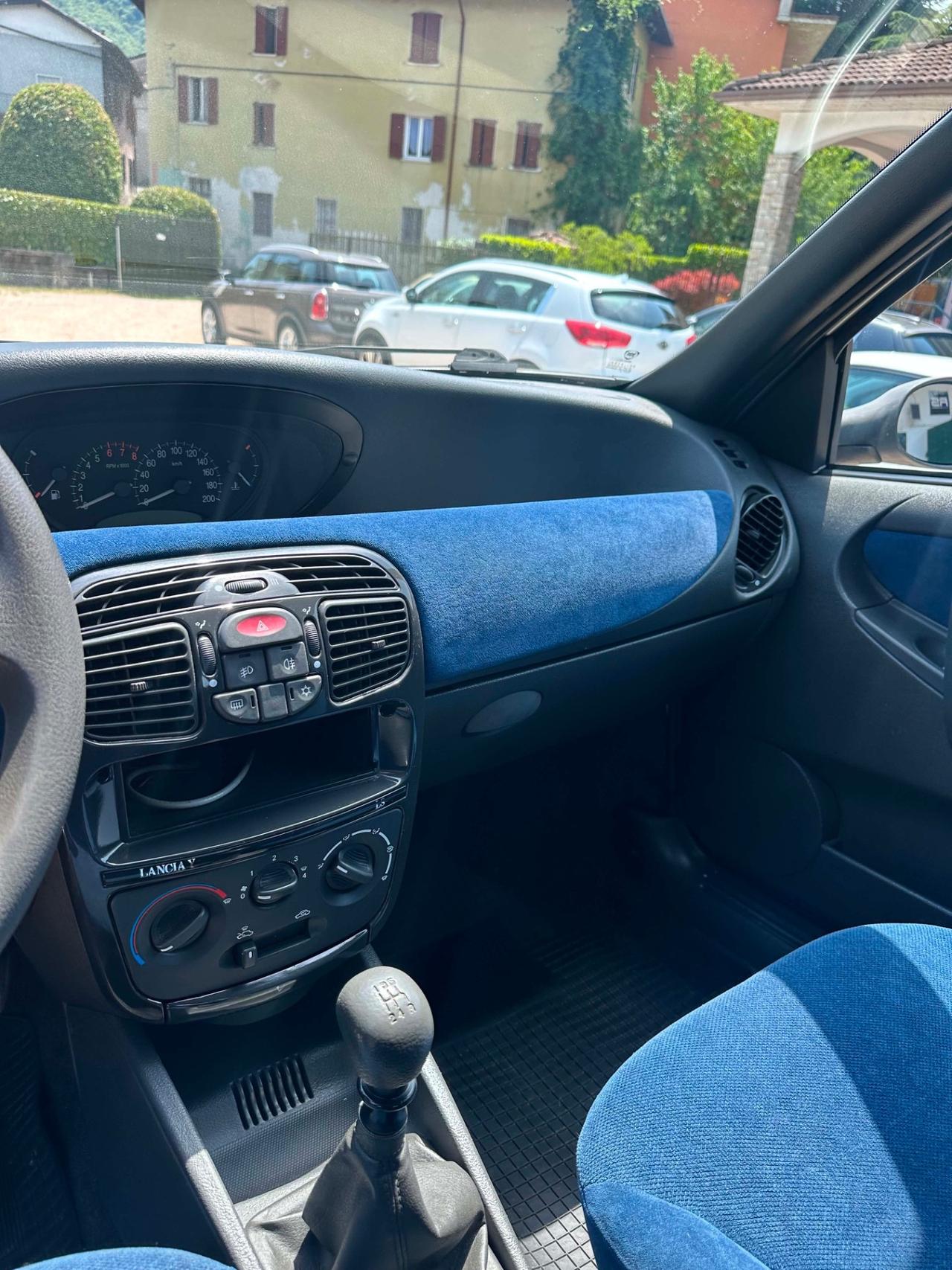 Lancia YPSILON 1.2 KMCERT NEOPAT
