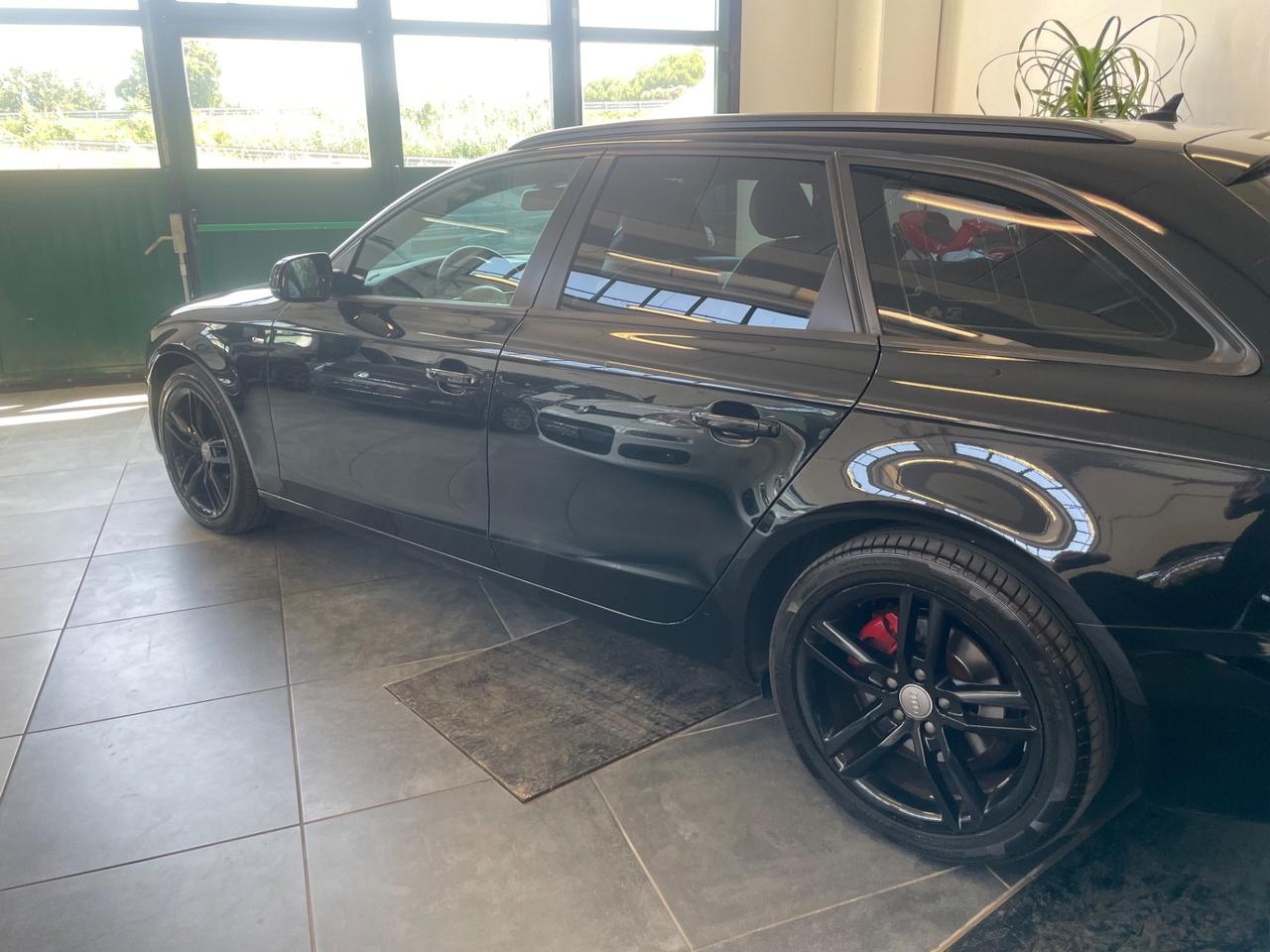 Audi A4 Avant 2.0 TDI 170CV quattro S line