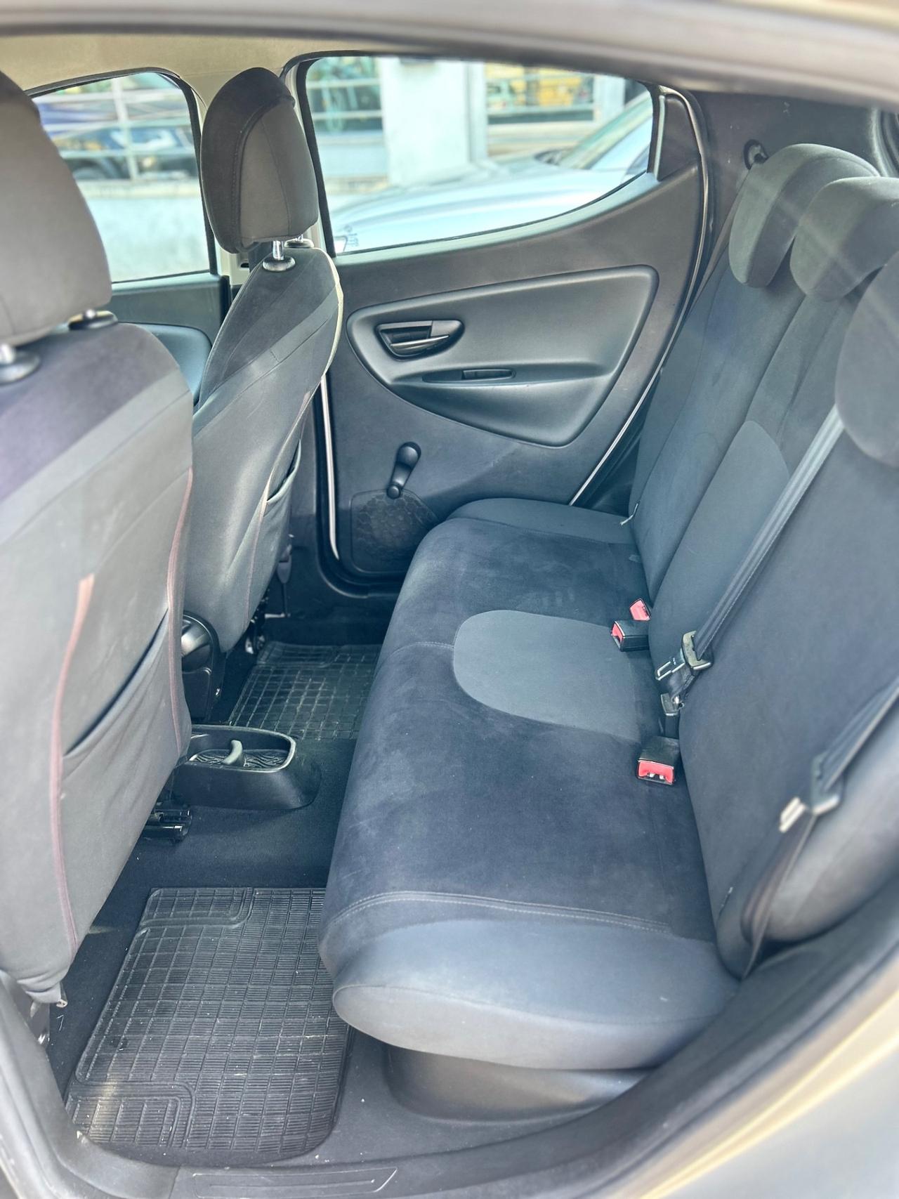 Lancia Ypsilon 1.3 MJT 16V 95 CV 5 porte S&S Platinum