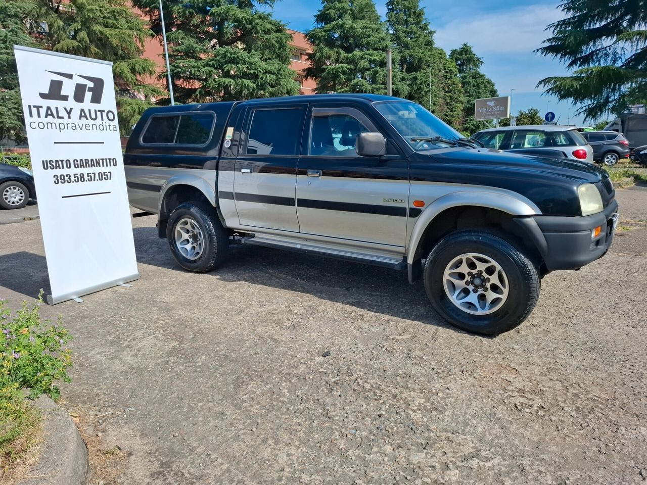 Mitsubishi L200 2.5 TDI 4WD Club Cab Pick-up GLS