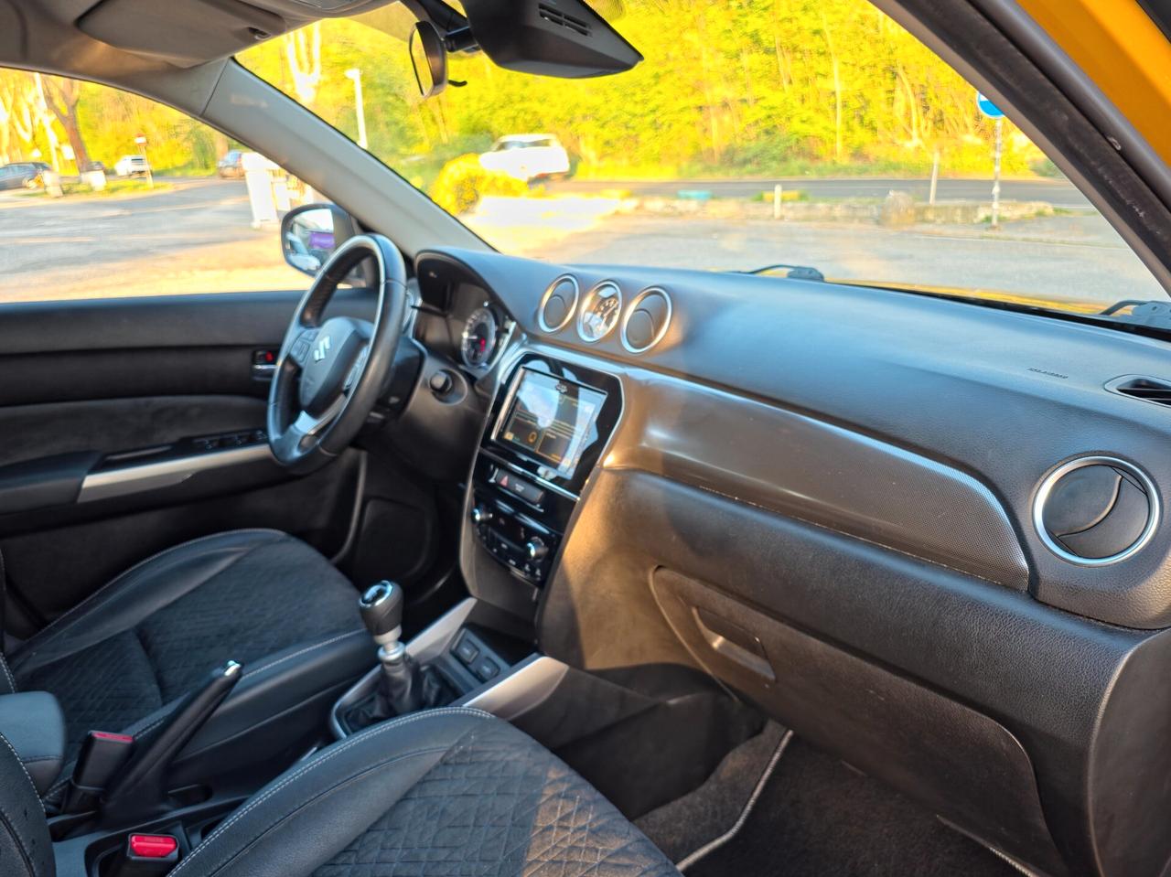 Suzuki Vitara 1.4 Hybrid Top CV-129 2020-E6 Manuale