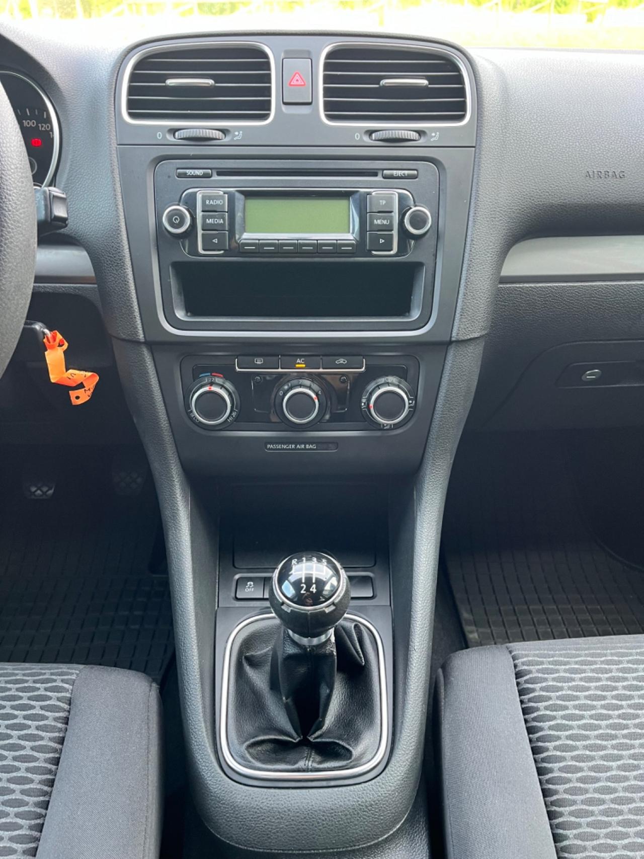 Volkswagen Golf 1.4 Comfortline Neopatentati