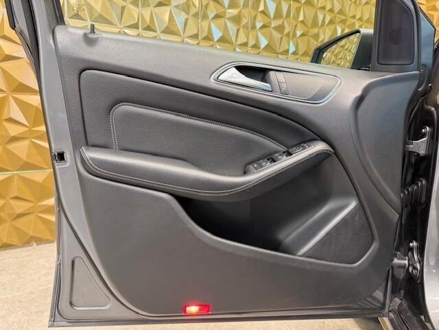 Mercedes-benz B 200 CDI Premium