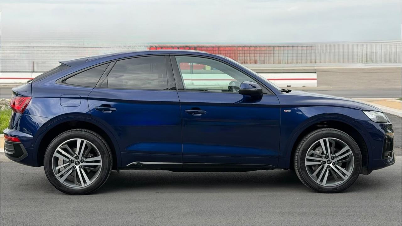 Audi Q5 Sportback 40 2.0 Tdi 204CV SLINE quattro
