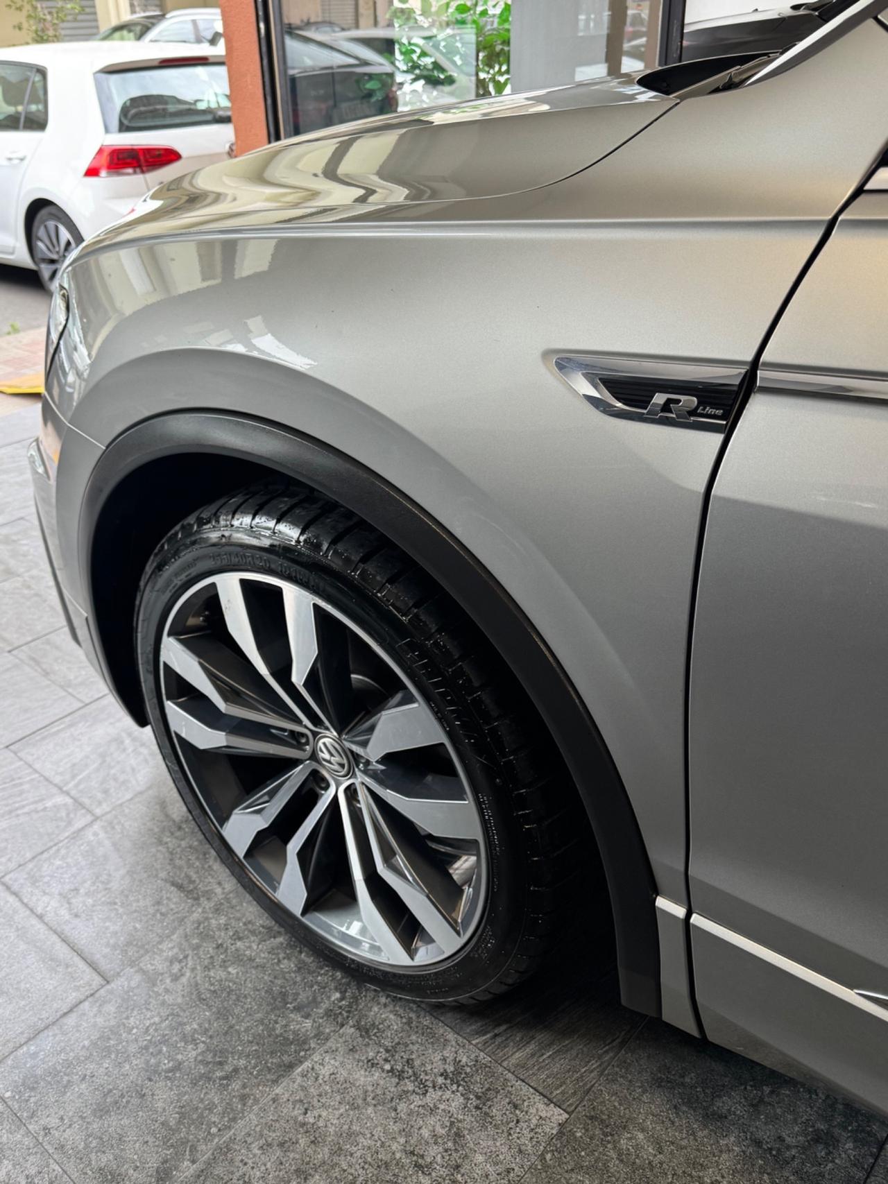 VW Tiguan 2.0 TDI 150 CV R-LINE FINANZIABILE