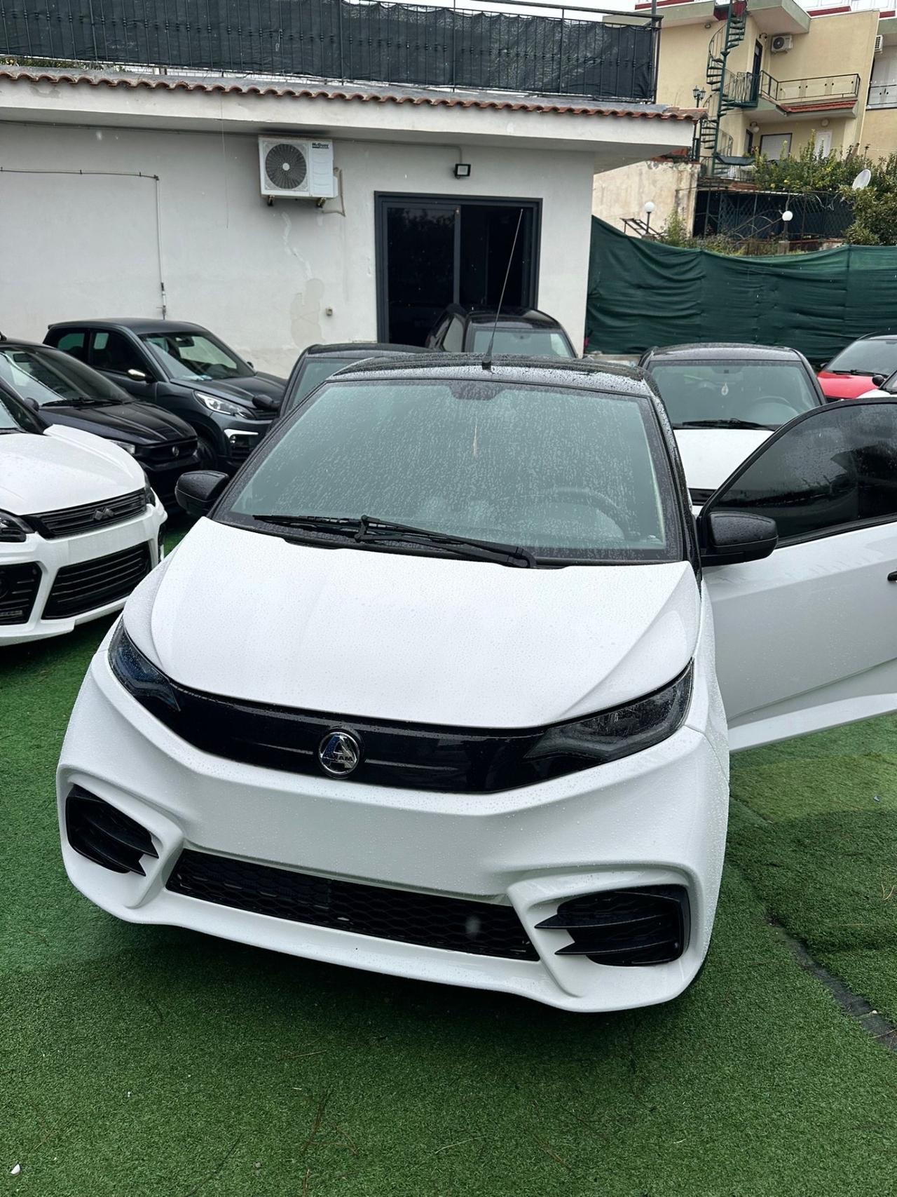 Aixam Ambition sport 2024 7000 km white