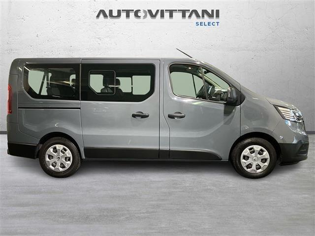 RENAULT Trafic passenger 2.0 Blue dci 110cv L1H1 Zen
