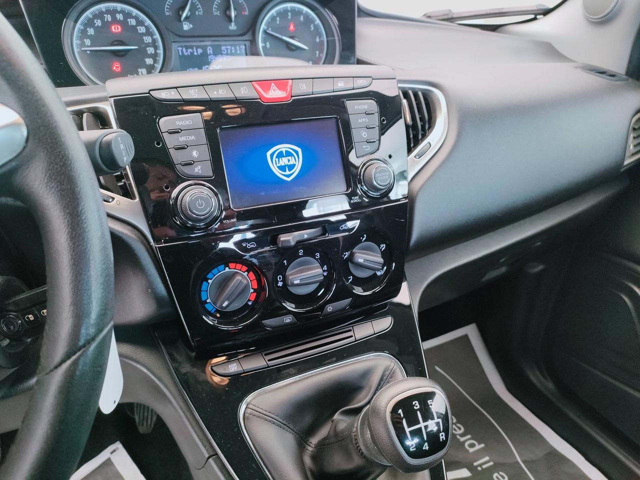 LANCIA Ypsilon III 2015 - Ypsilon 1.2 Gold 69cv