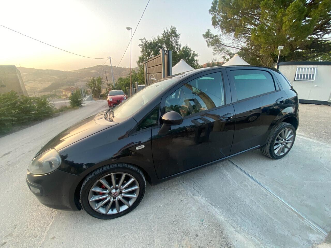 Fiat Punto SPORT 1.3 Mjt 75