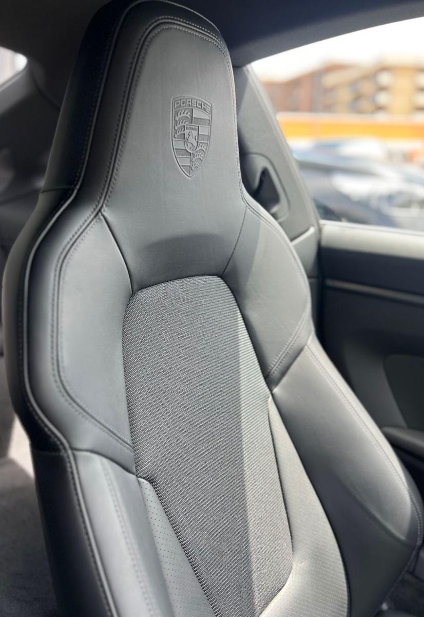 PORSCHE - 992 911 GT3 TOURING PRONTA CONSEGNA