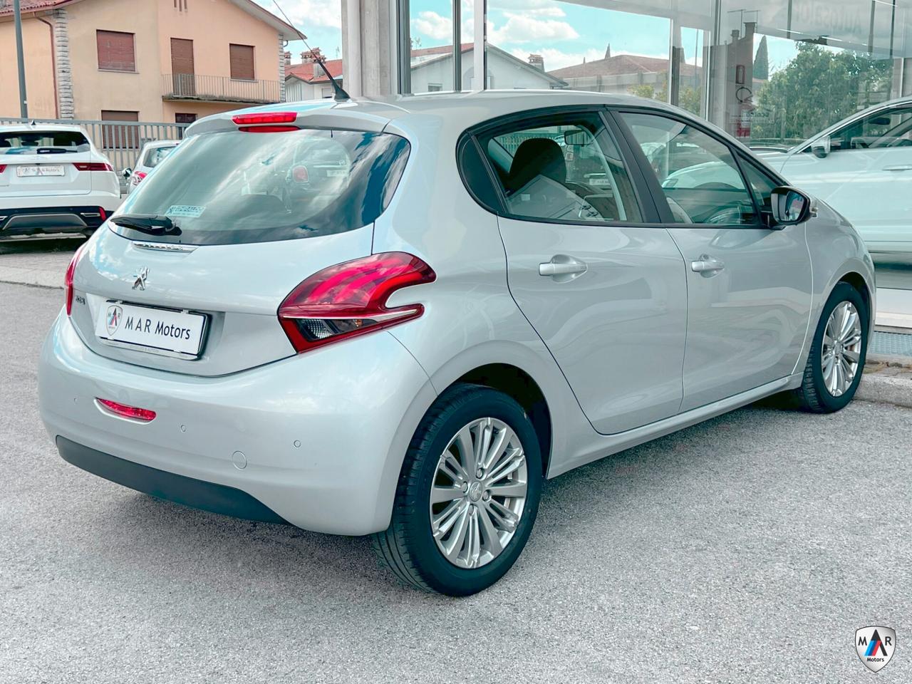 Peugeot 208 1.6 bluehdi Allure 75 cv