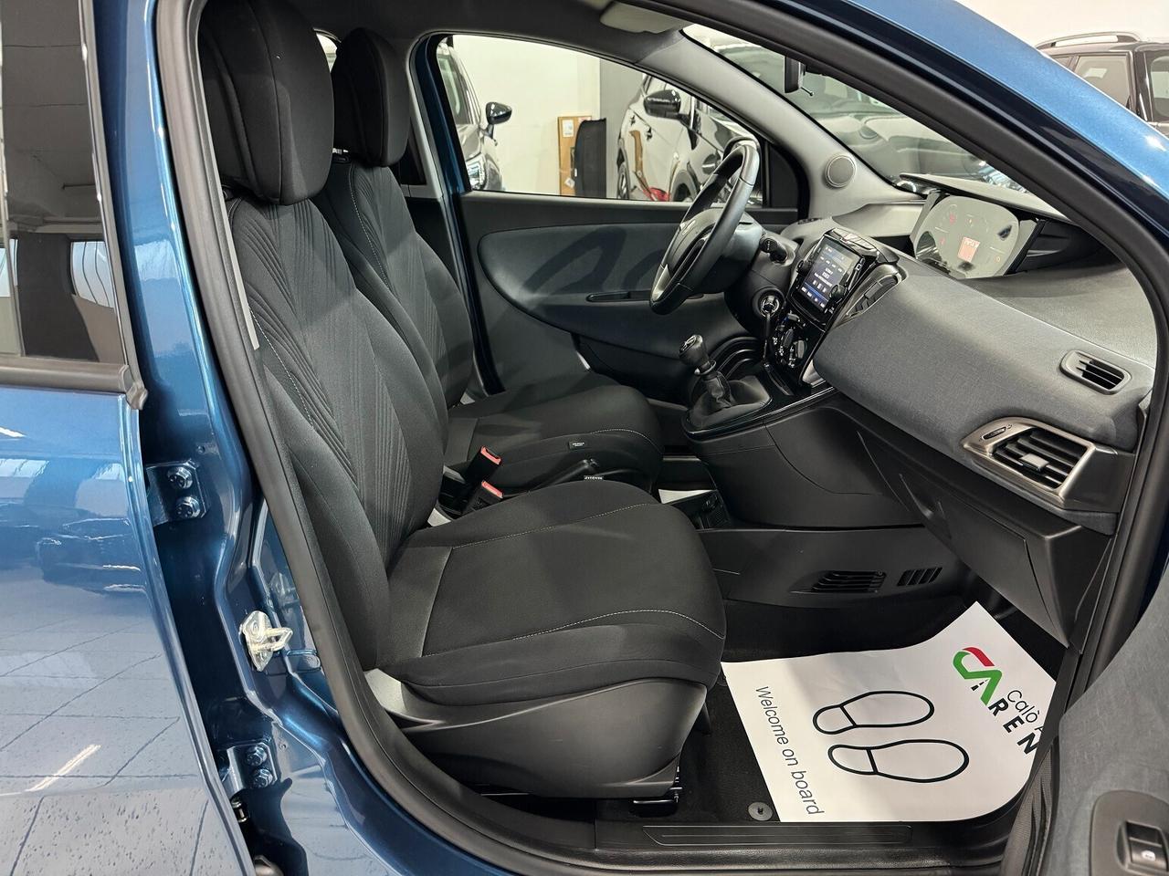 Ypsilon 1.0Hybrid Gold CAR PLAY PARI NUOVO!!!!!!!