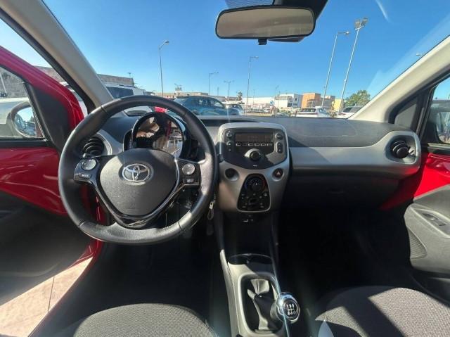 Toyota Aygo 1.0 x-business 5p