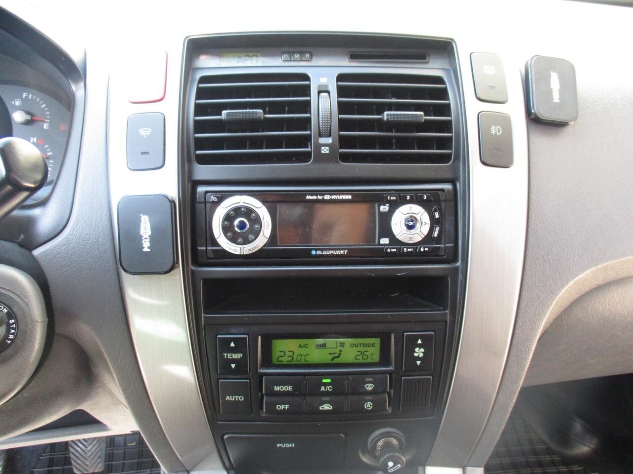 HYUNDAI TUCSON ACTIVE