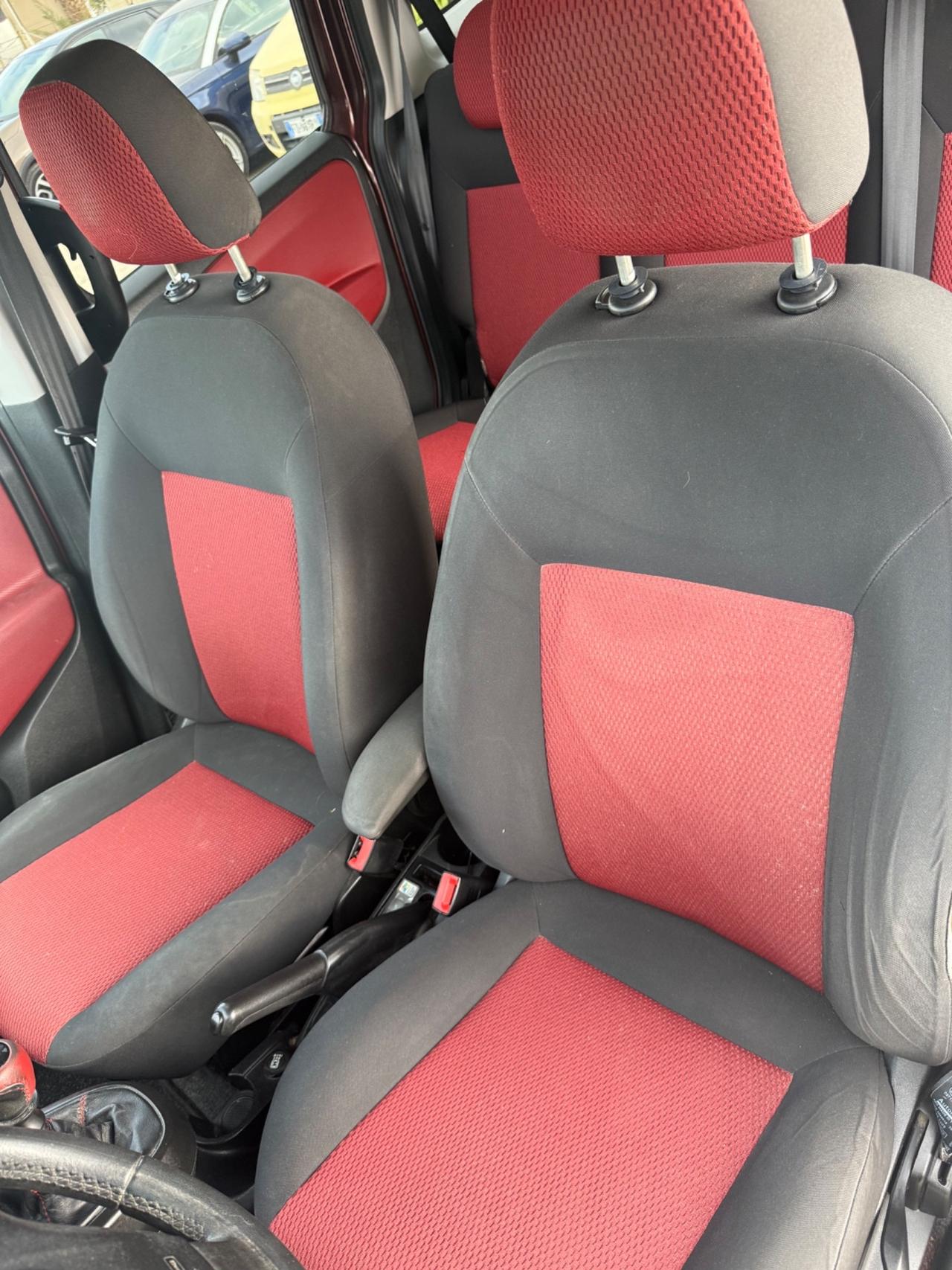 Fiat Doblò 2.0 MJT 16V Dynamic 7 posti