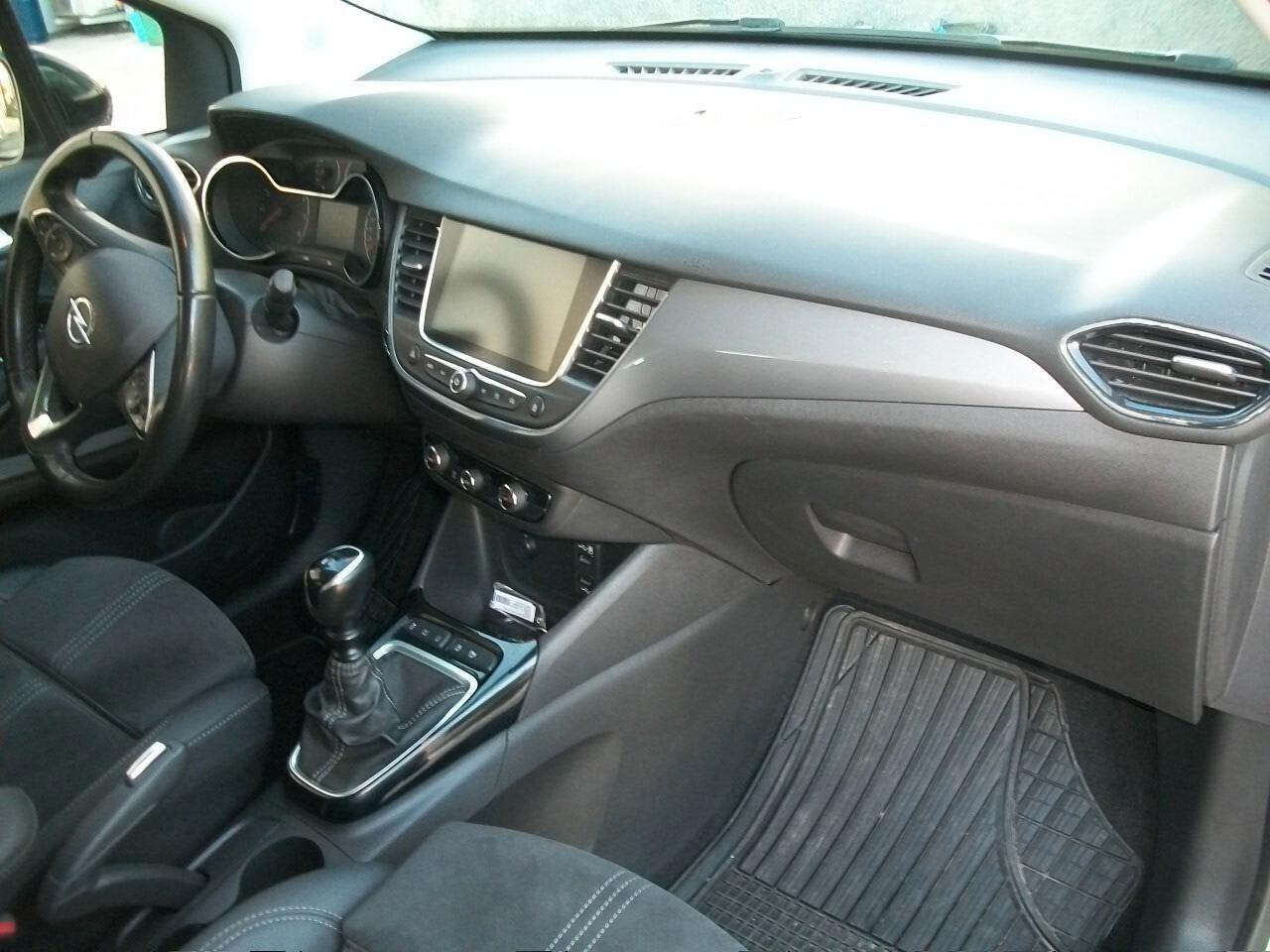 Opel Crossland 1.2 / 12V 110 CV Start&Stop Elegance KM69650 EURO 14990,00 COMPRESO IVA SU FATTURA BI COLORE GARANZIA UN ANNO