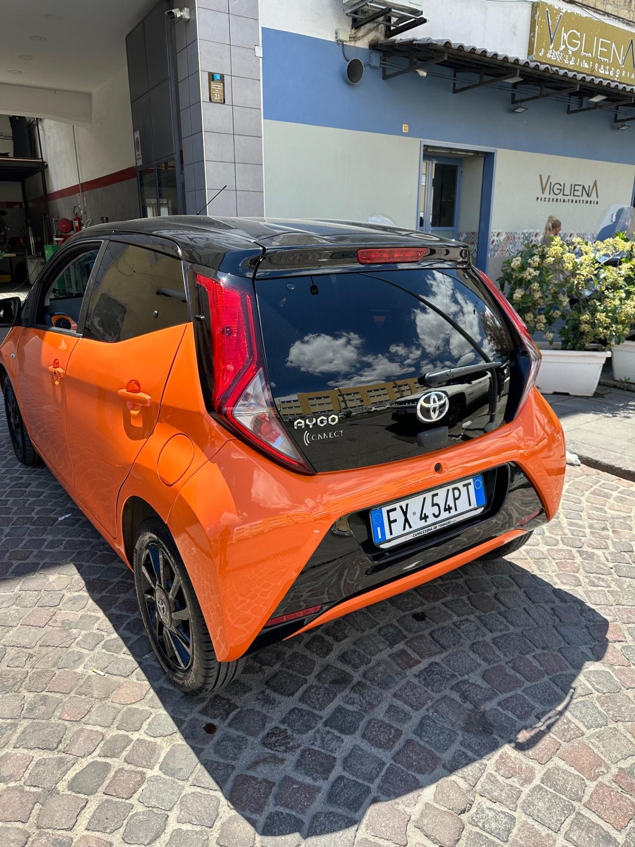 Toyota Aygo Connect