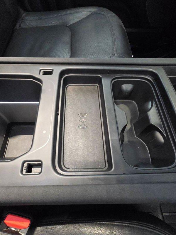 Land Rover Defender 110 3.0D I6 250 CV AWD Auto XS Edition