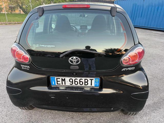 TOYOTA Aygo 1.0 12V VVT-i 5p Deep Ocean Connect Bellissima