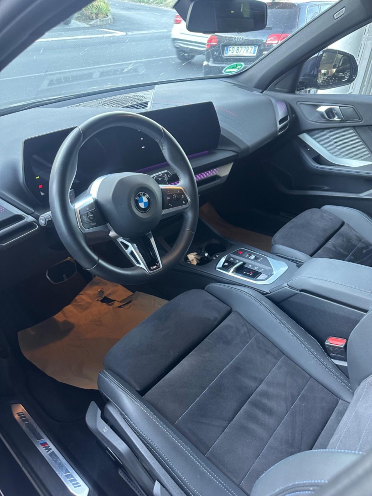 Bmw 118 118d 5p. MSport Design 2025