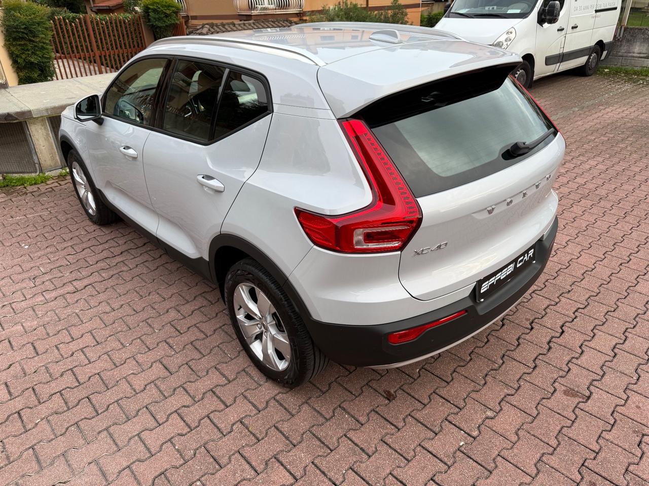 Volvo XC40 T2 Geartronic Momentum