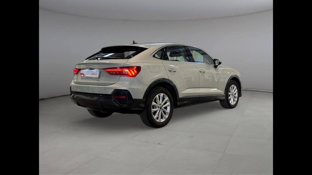 AUDI Q3 2019 Sportback - Q3 Sportback 35 1.5 tfsi Business Plus s