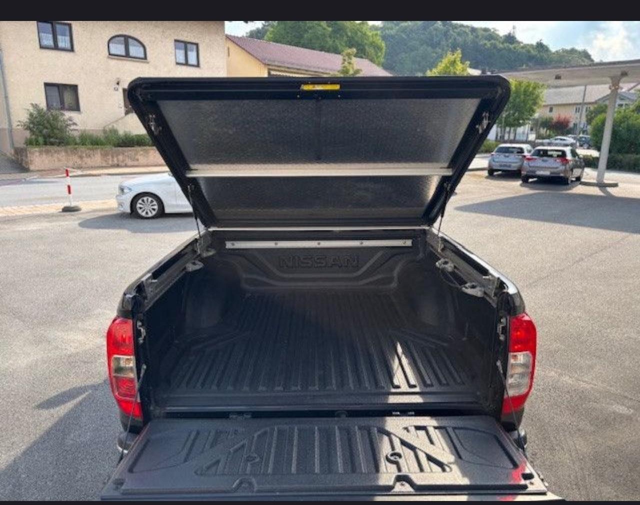 Nissan Navara 2.3 dCi 190 CV 4WD Double Cab N-Connecta