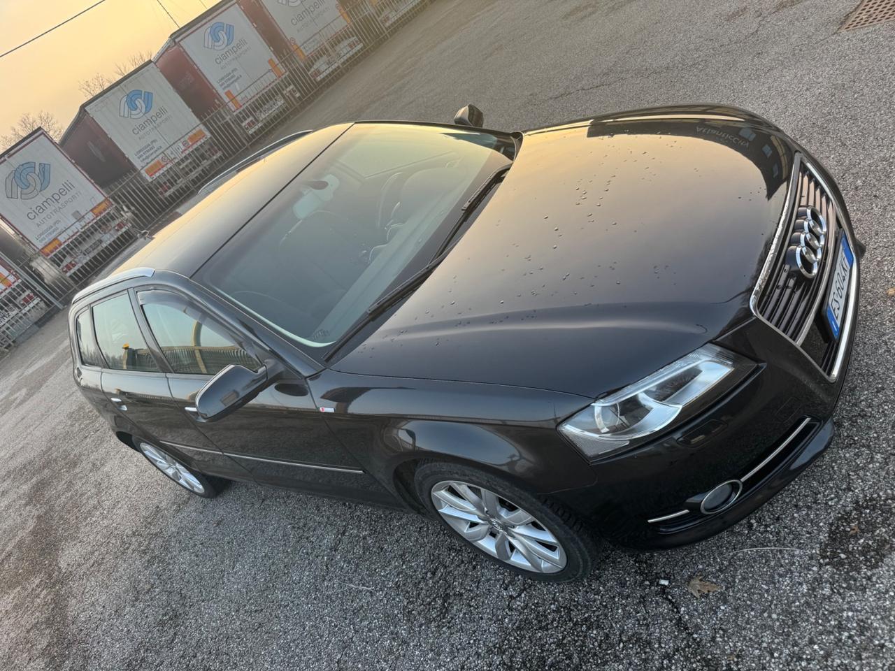 Audi A3 SPB 1.6 TDI 105 CV S-LINE