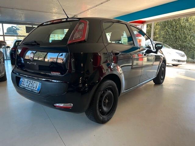 FIAT PUNTO EVO 1.2 BENZINA 69CV IN OTTIME CONDIZIONI ADATTA E NEO PATENTATI