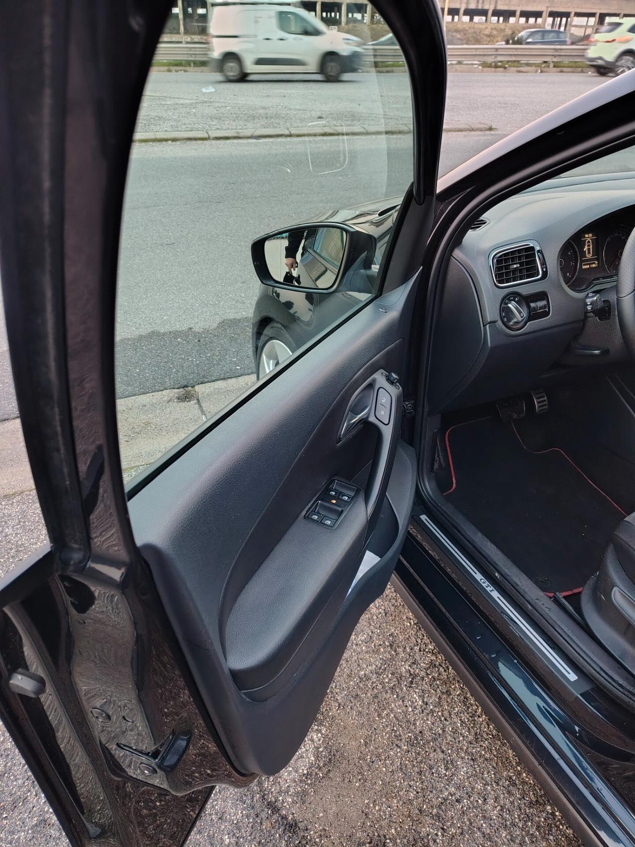 Volkswagen Polo 1.4 TSI DSG 5 porte GTI