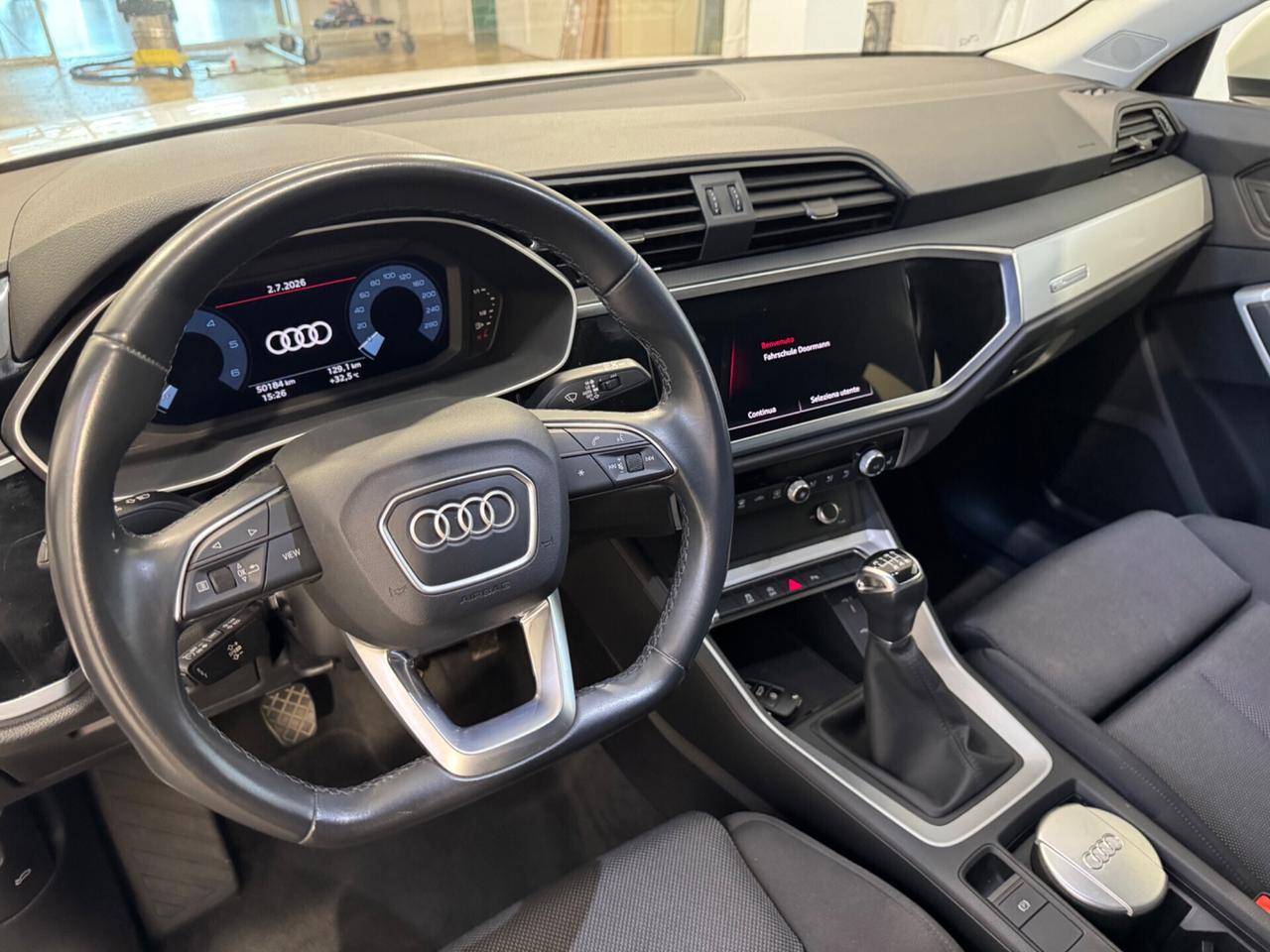 Audi Q3 35 TDI Business Advanced