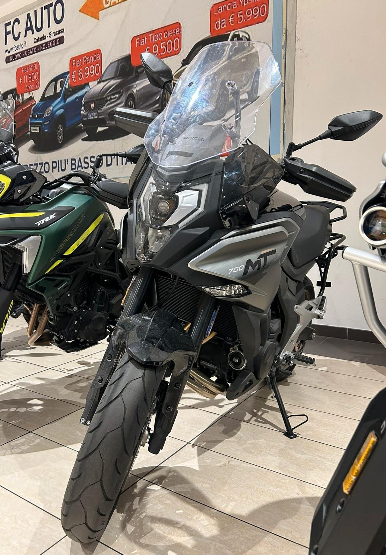Cf Moto 700MT - CI TROVATE AL CENTRO COMMERCIALE KATANE' -