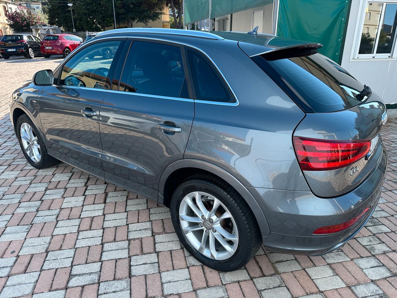 Audi Q3 2.0 TDI quattro S tronic Advanced S-line