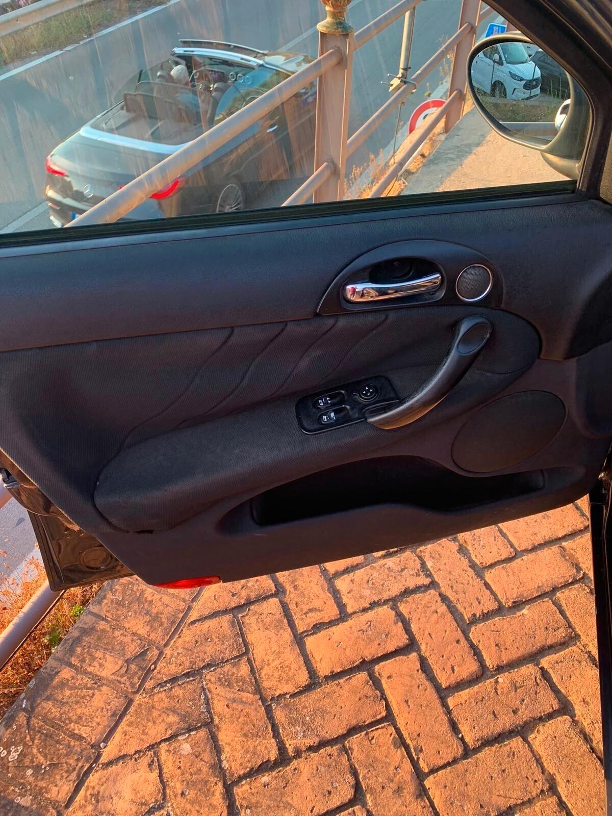 Alfa Romeo 147 1.9 JTD (120) 5 porte Progression