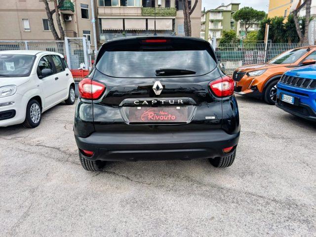 RENAULT Captur dCi 8V 110 CV Start&Stop Energy Initiale Paris