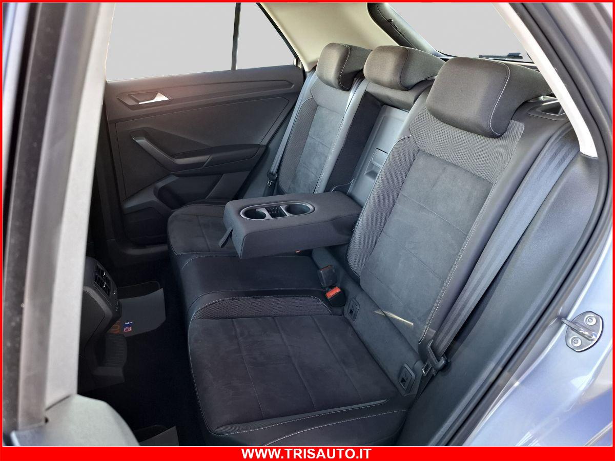 VOLKSWAGEN T-Roc 1.0 Tsi Style NEOPATENTATI (FULL LED+NAVI)