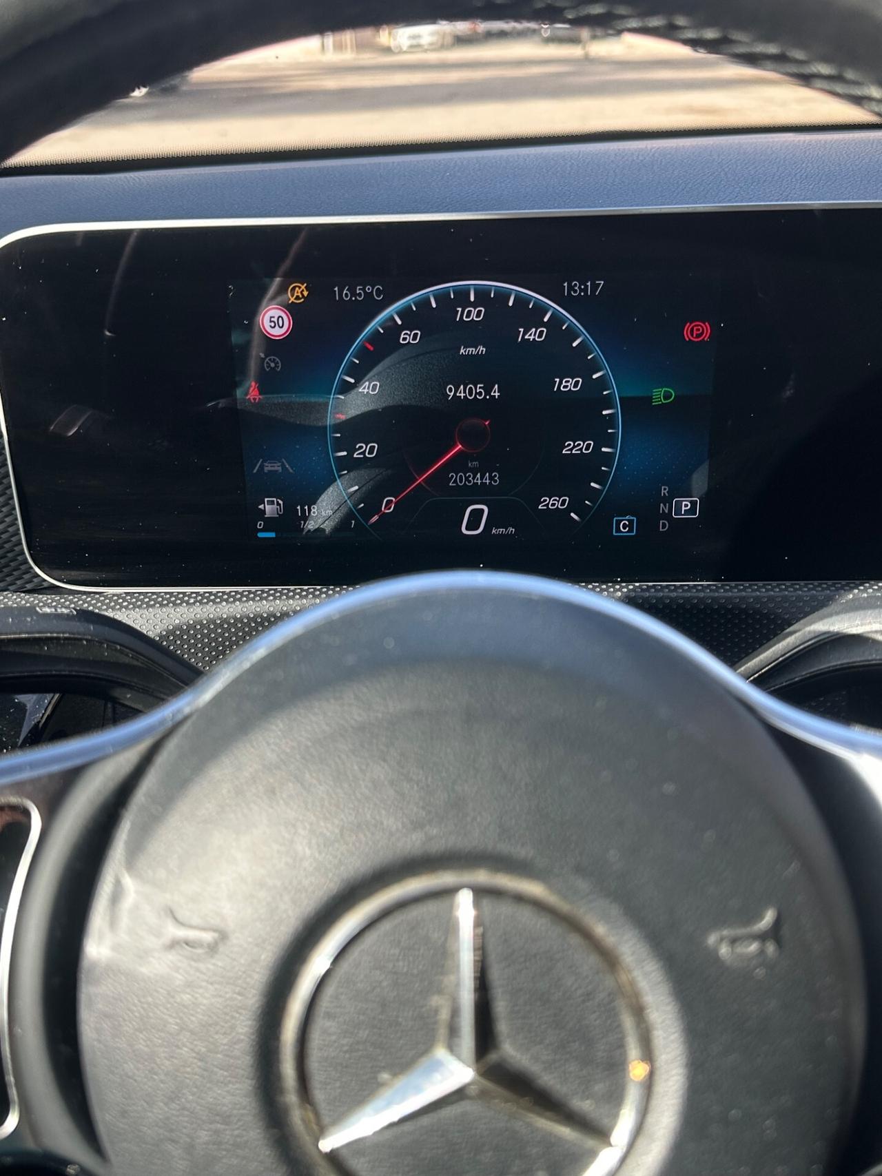 MERCEDES-BENZ CLA 200 d Automatic Shooting Brake