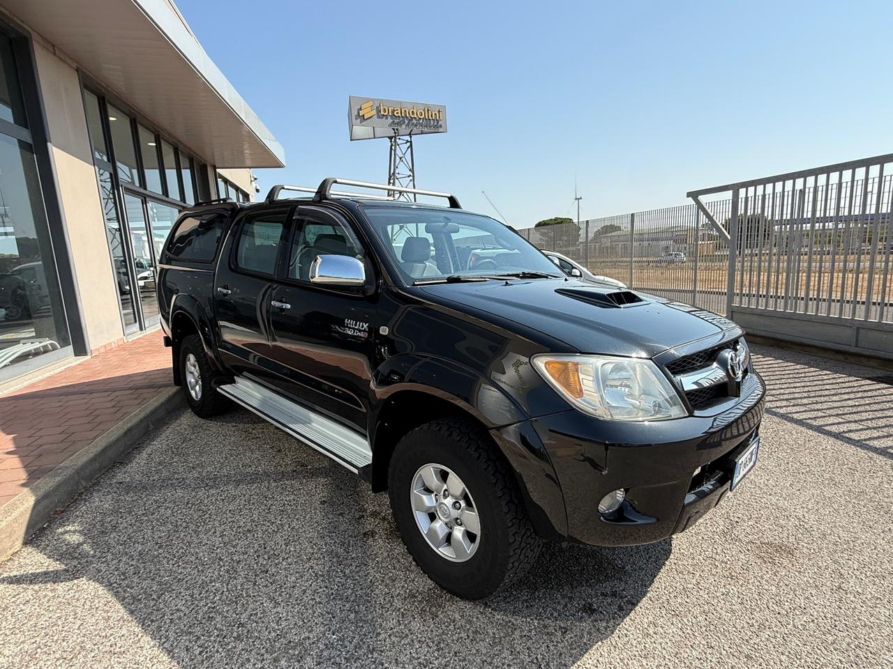 Toyota Hilux 3.0 D-4D 4WD 4p. Double Cab SR