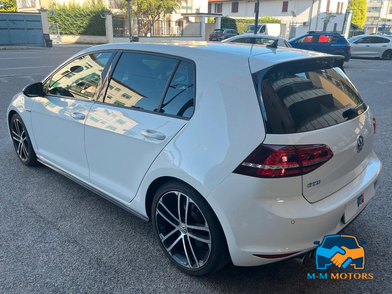 VOLKSWAGEN GOLF GTD