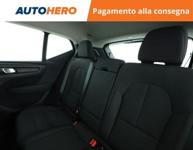 VOLVO XC40 B4 AWD Geartronic Momentum