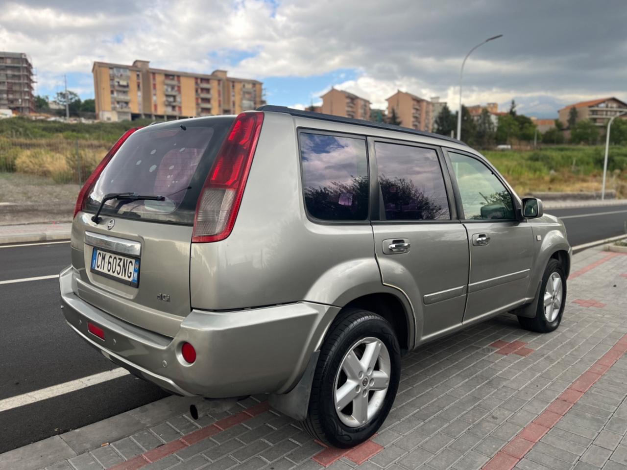 Nissan X-Trail 2.2 dCi