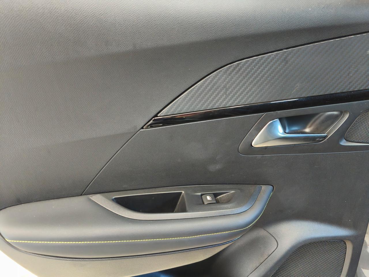 Peugeot 2008 BlueHDi 130 S&S EAT8 GT