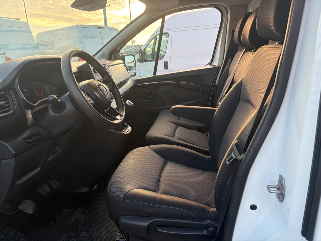 RENAULT TRAFIC L2H1 2.0DCI 150CV E6E 2023