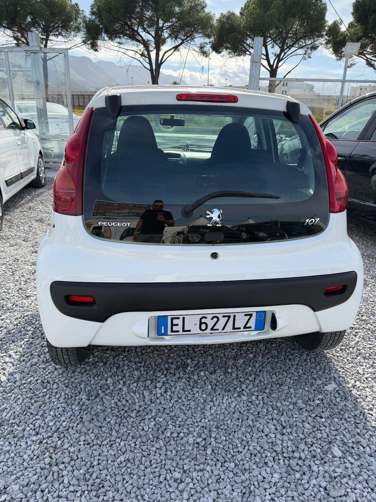 Peugeot 107 1.0 68CV 5p. Access